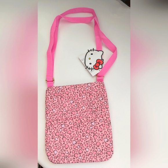 NWT Hello Kitty Pink Leopard Print Kids/Girls/Teens Crossbody Bag/Purse - Picture 13 of 16